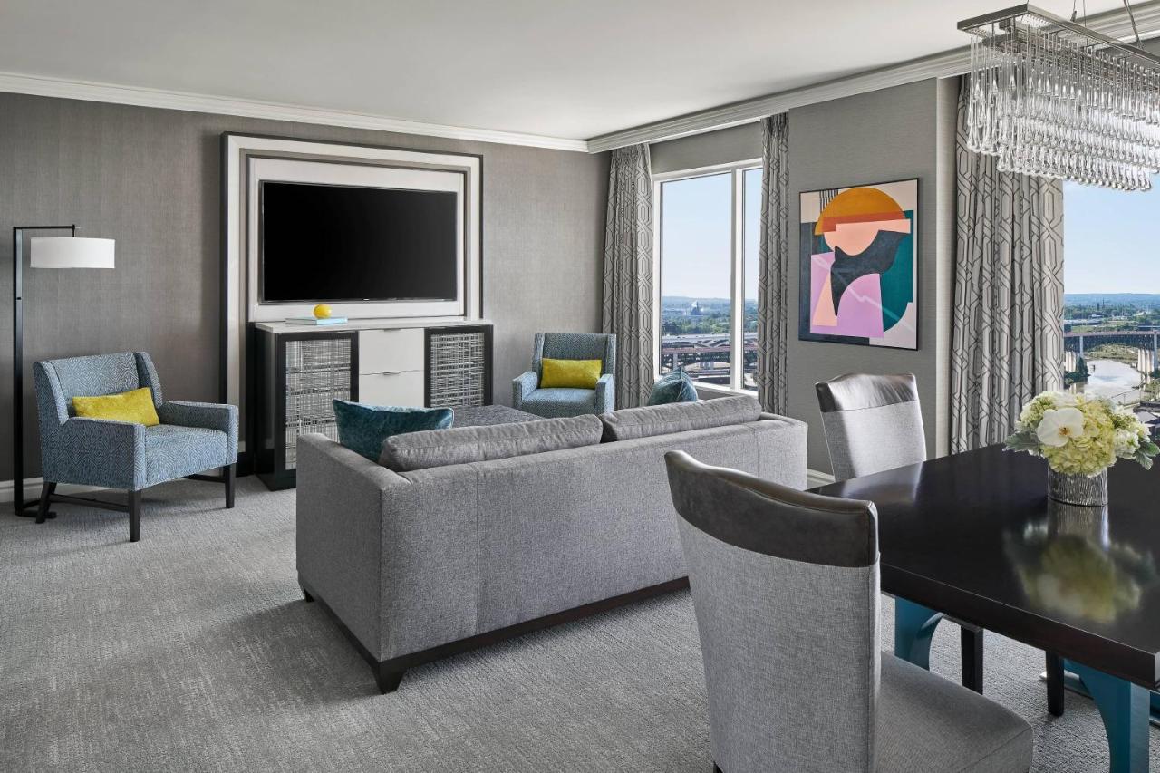 Отель The Ritz-Carlton, Кливленд Экстерьер фото
