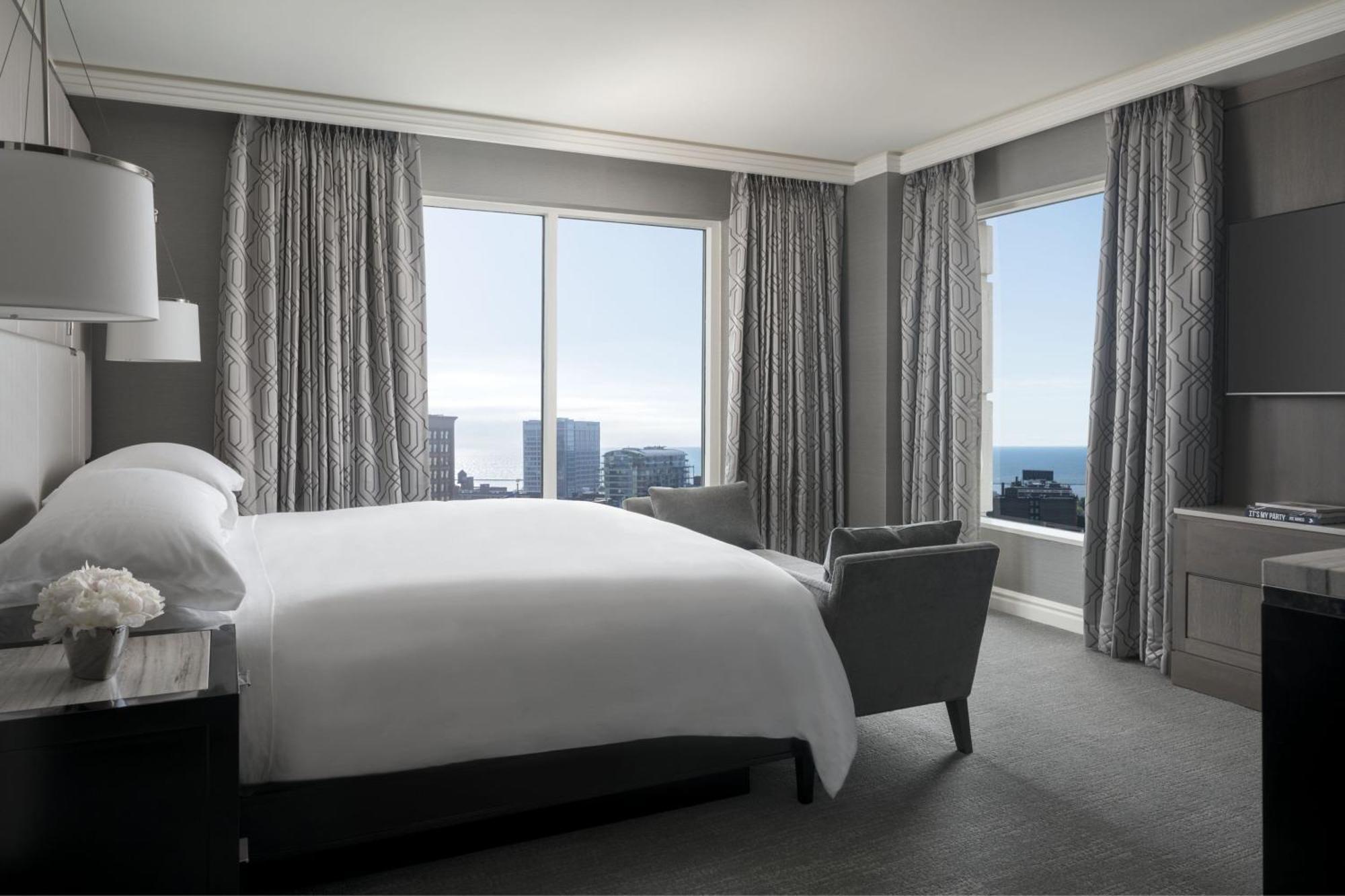 Отель The Ritz-Carlton, Кливленд Экстерьер фото